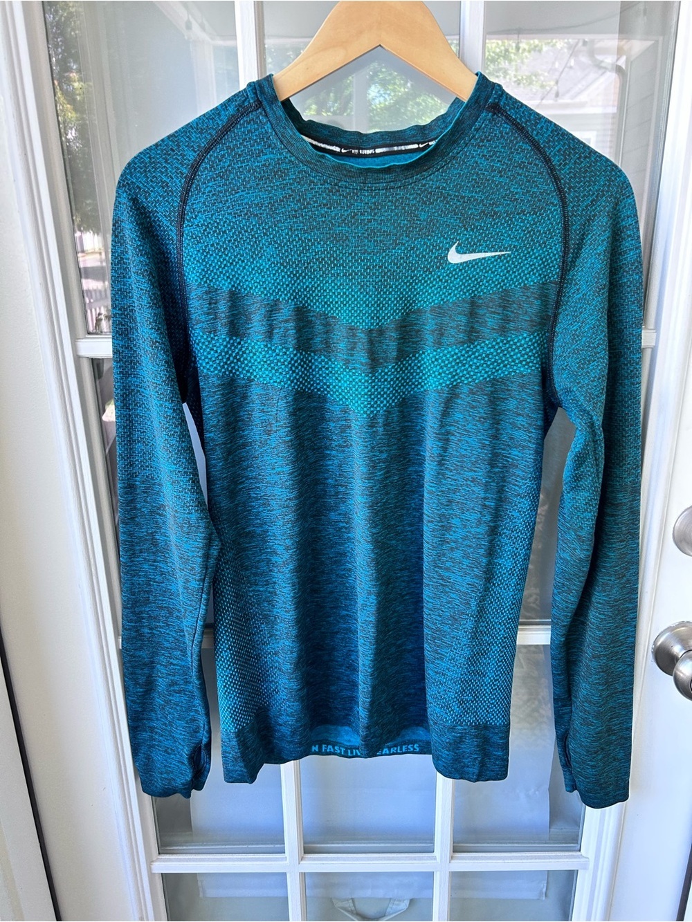 Men’s small Nike running Teal/Black Dri-FIT Long Sleeve Crew